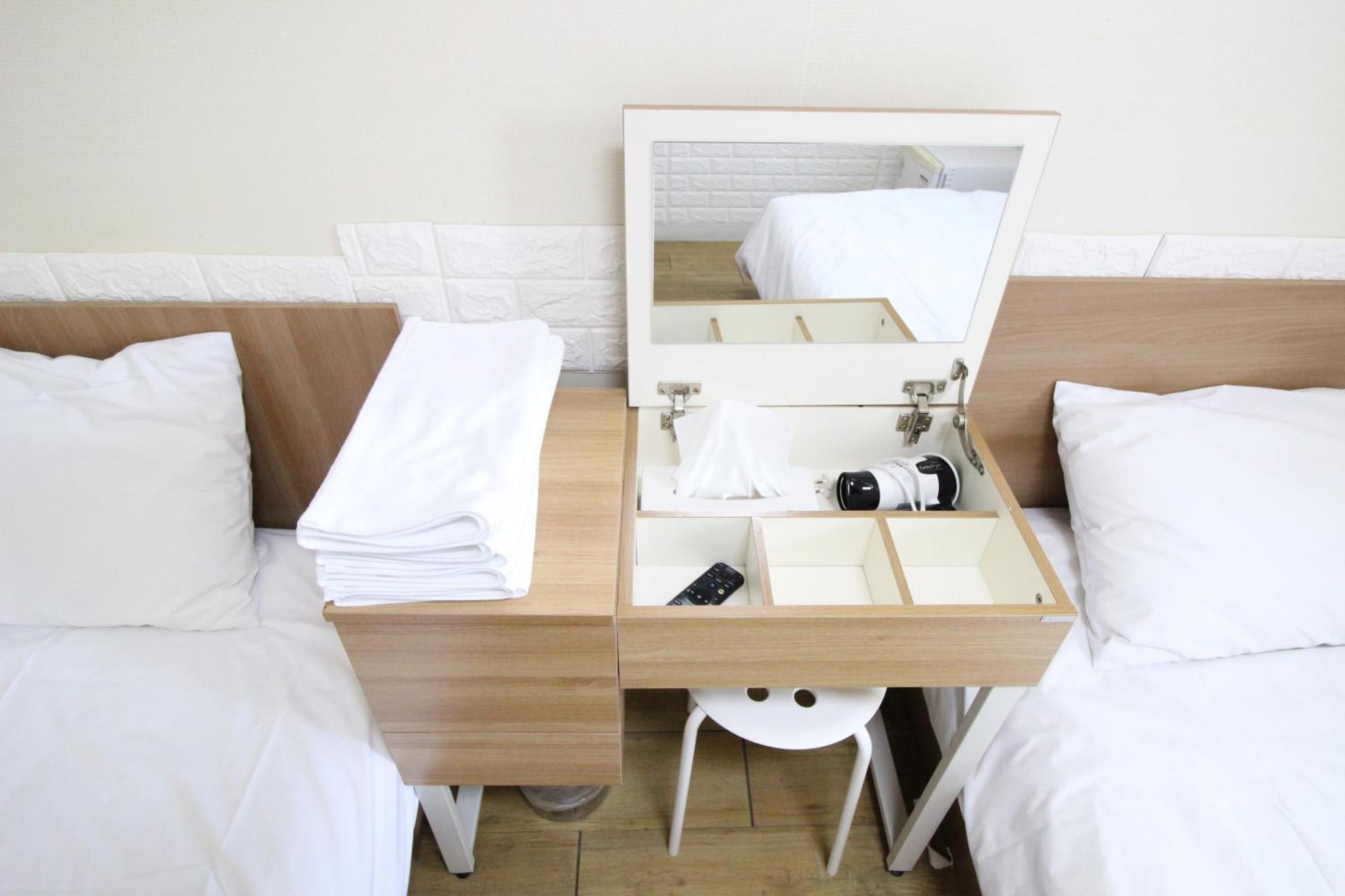 Hotel Golden Park Myeongdong Seoul Bagian luar foto